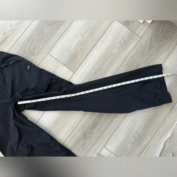 Alo Yoga The Edge Cargo Pants - Picture 10 of 10